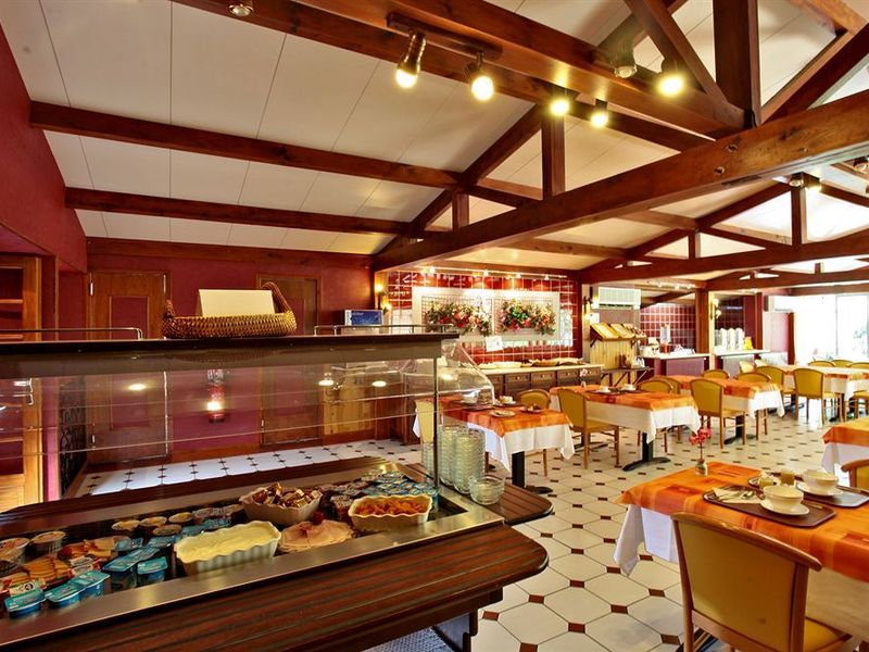 Hotel Photo 11