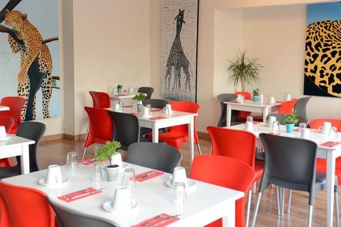 Hotel Photo 12