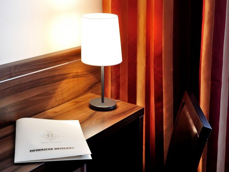 Hotel Photo 12