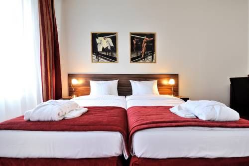 Hotel Photo 3