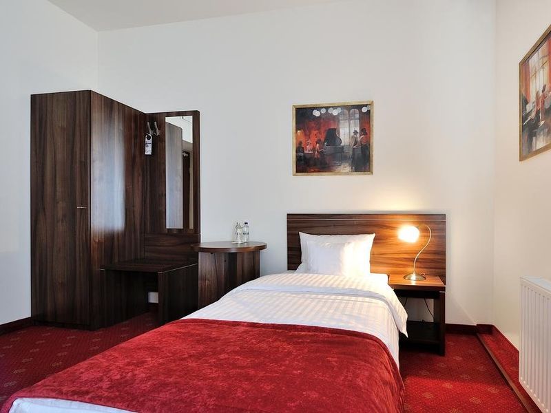 Hotel Photo 5