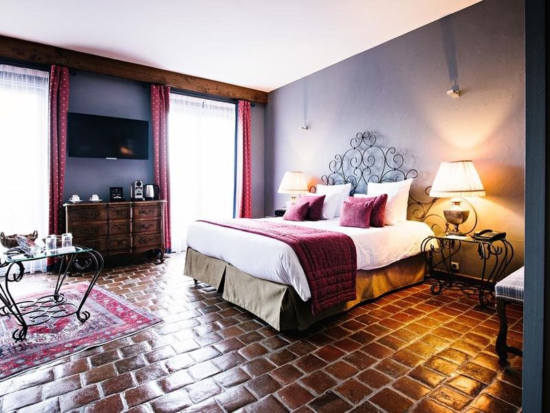 Hotel Photo 1