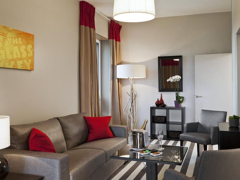 Hotel Photo 9