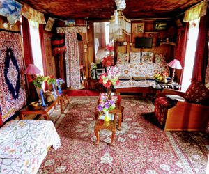 Houseboat Royal Lodge Srinagar India