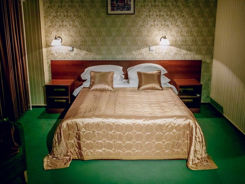 Hotel Photo 8