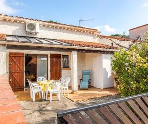 Holiday Home Les Lauriers Roses St. Cyprien France