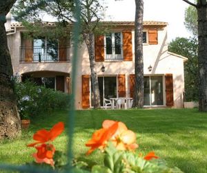 Location Villa et Studios Roquebrune-sur-Argens Roquebrune France