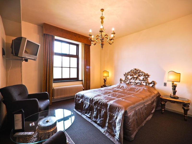 Hotel Photo 1