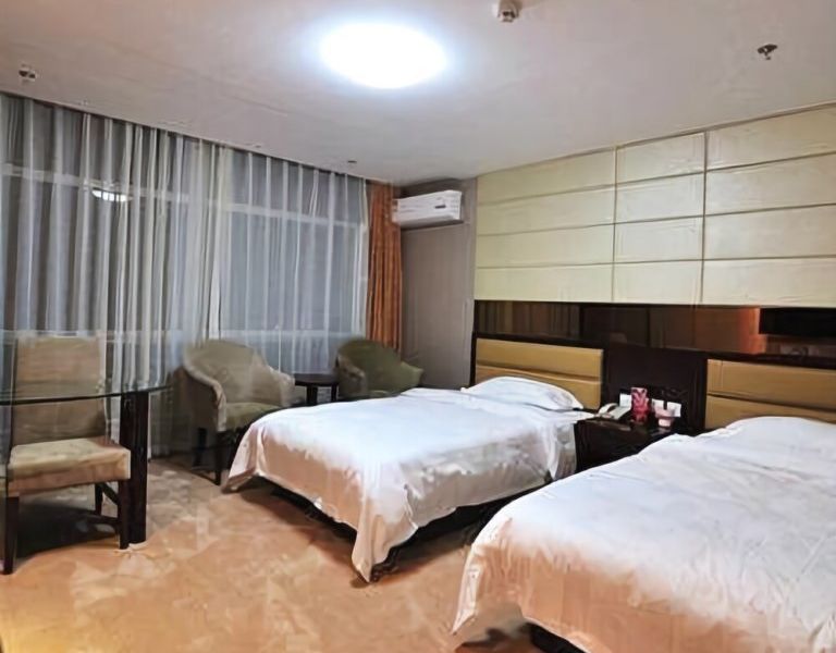 Hotel Photo 7
