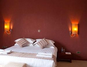 Lake Heights Hotel Entebbe Uganda