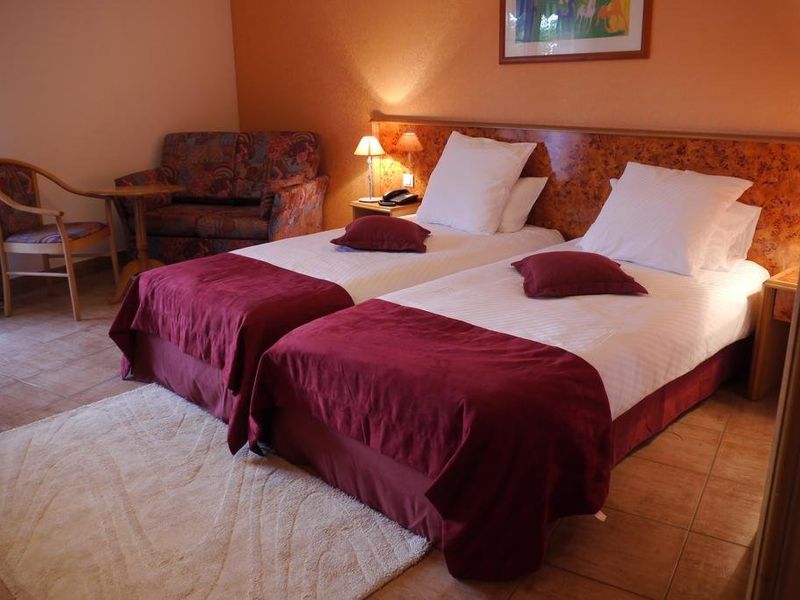 Hotel Photo 1