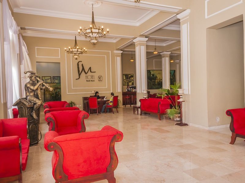 Hotel Photo 6
