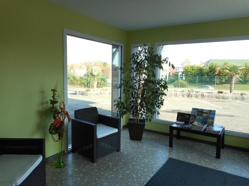 Hotel Photo 9