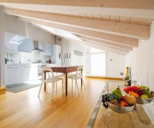 Apartment 23 Como Italy