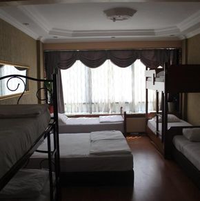 NearBy Hotel