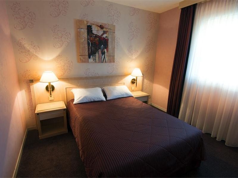 Hotel Photo 12