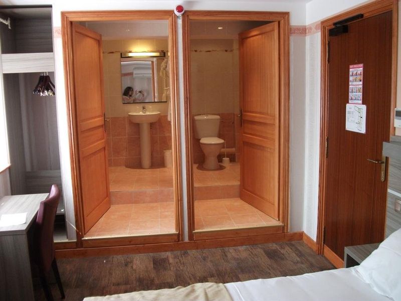 Hotel Photo 12