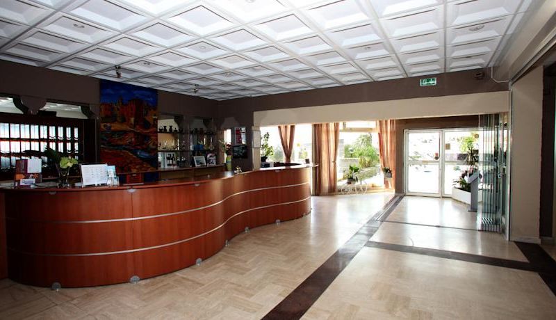 Hotel Photo 12