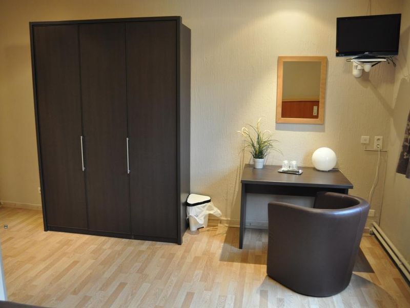 Hotel Photo 8