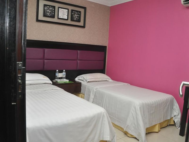 Hotel Photo 9