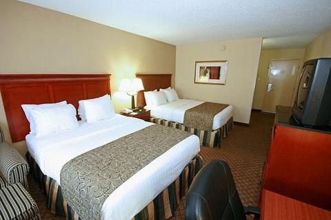 Best Western Plus Bridgeport Inn