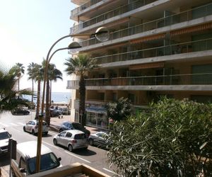 Hotel Courbet Juan-les-Pins France