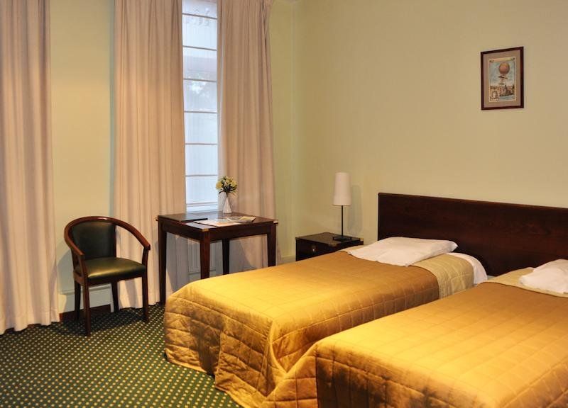 Hotel Photo 8