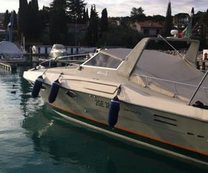 BOATS & BREAKFAST ISEO LAKE PISOGNE 1 Toline Italy