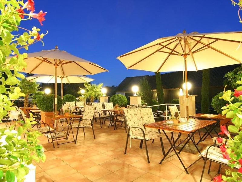 Hotel Photo 8