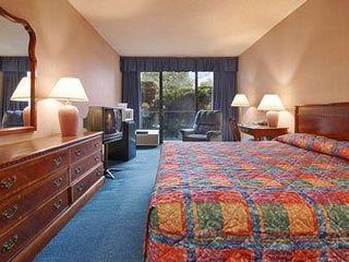 Фото отеля La Quinta by Wyndham Lynchburg at Liberty Univ.