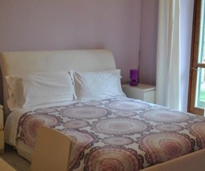 FRAGOLINOHOSTEL BED & BREAKFAST Bergamo Italy