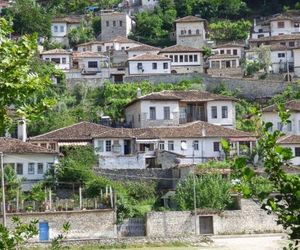 Guesthouse & hostel Lorenc Berat Albania