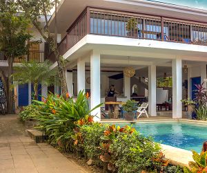 Hostel La Botella de Leche Tamarindo Costa Rica