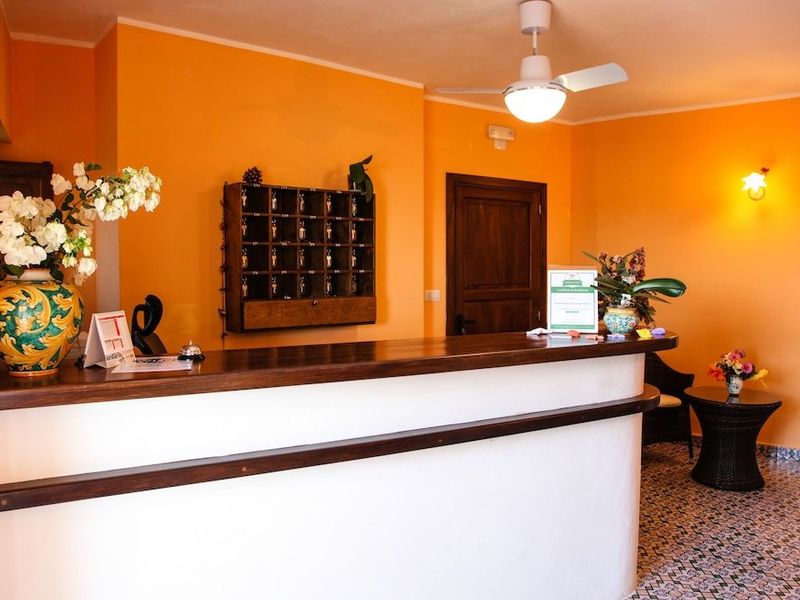 Hotel Photo 16