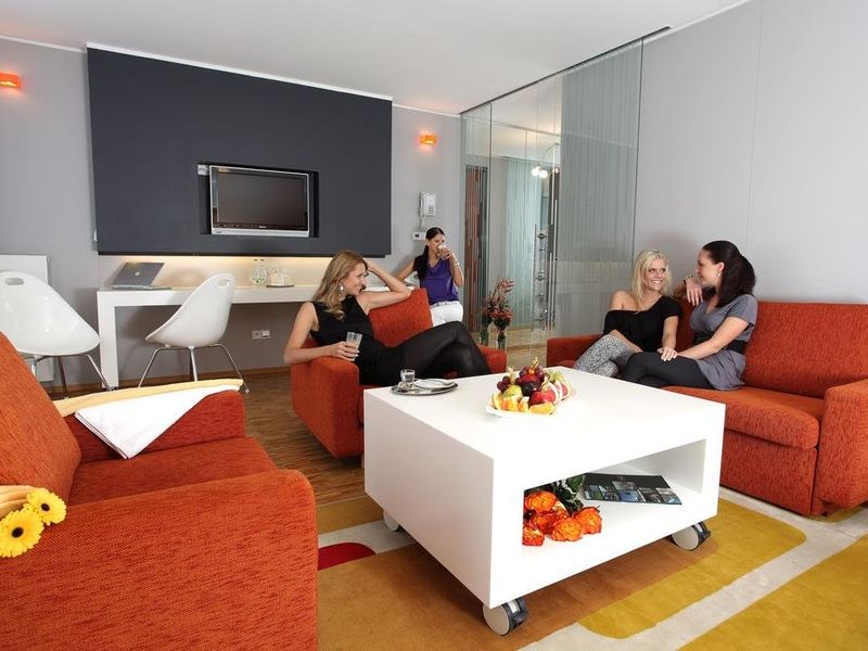 Hotel Photo 7
