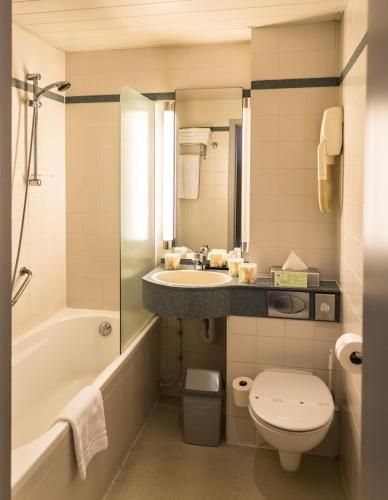 Hotel Photo 8