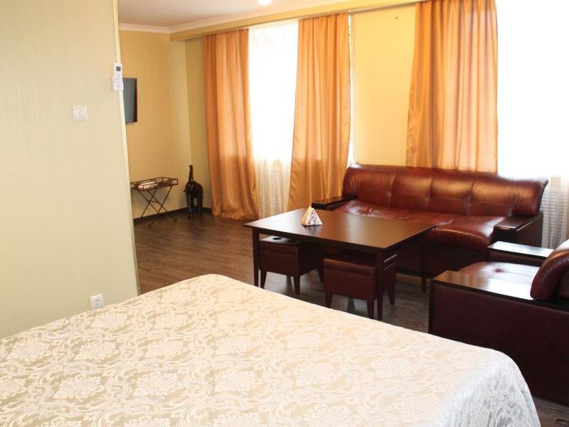 Hotel Photo 1