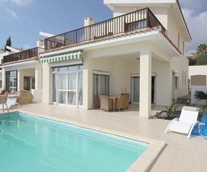 LuX Villa Coral-Bay Cyprus