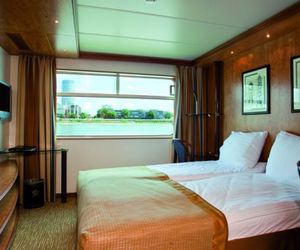 CROSSGATES HOTELSHIP 3 STAR NEUSS Neuss Germany