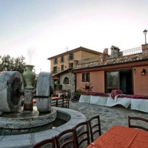 NearBy Hotel