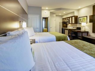 Hotel pic Days Inn & Suites by Wyndham Port Arthur