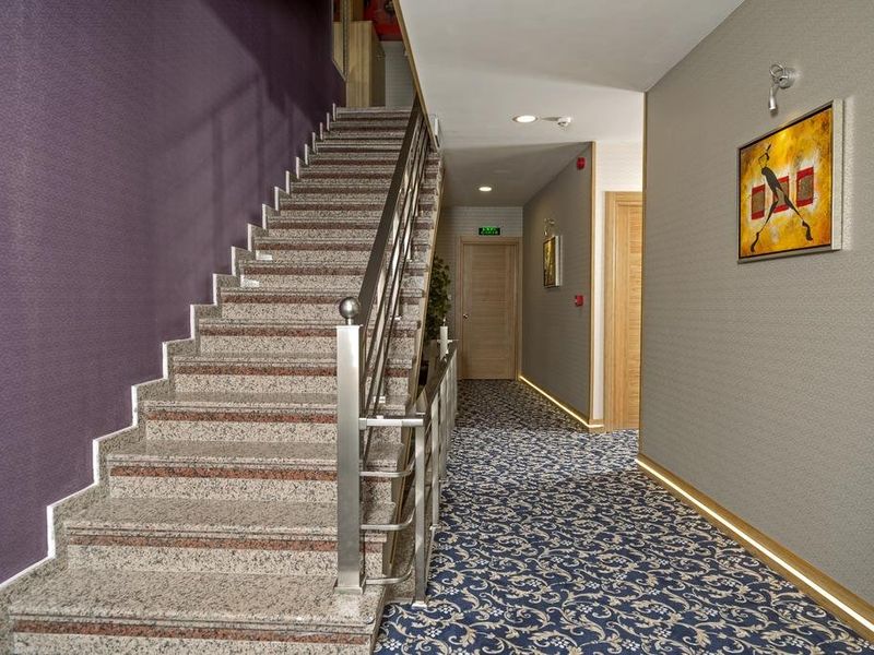 Hotel Photo 16