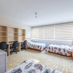NearBy Hotel