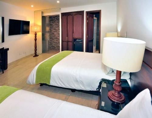 Hotel Photo 1