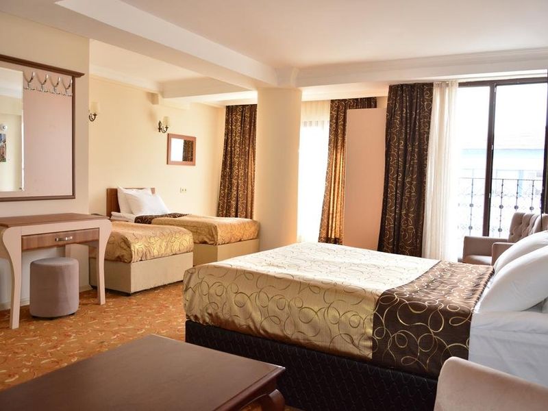 Hotel Photo 1