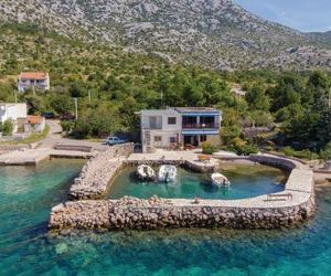 Apartment Ribarica I Cesarica Croatia