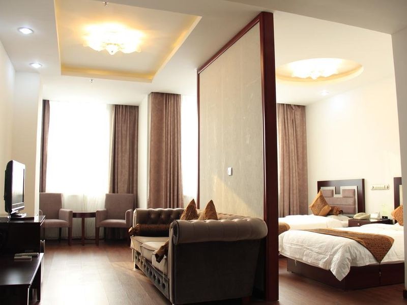 Hotel Photo 1