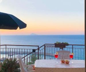 Casa con Terrazza e Vista Mozzafiato Capo dOrlando Italy