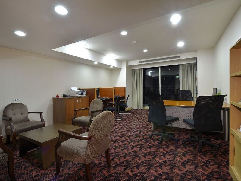 Hotel Photo 8
