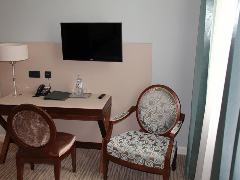 Hotel Photo 9